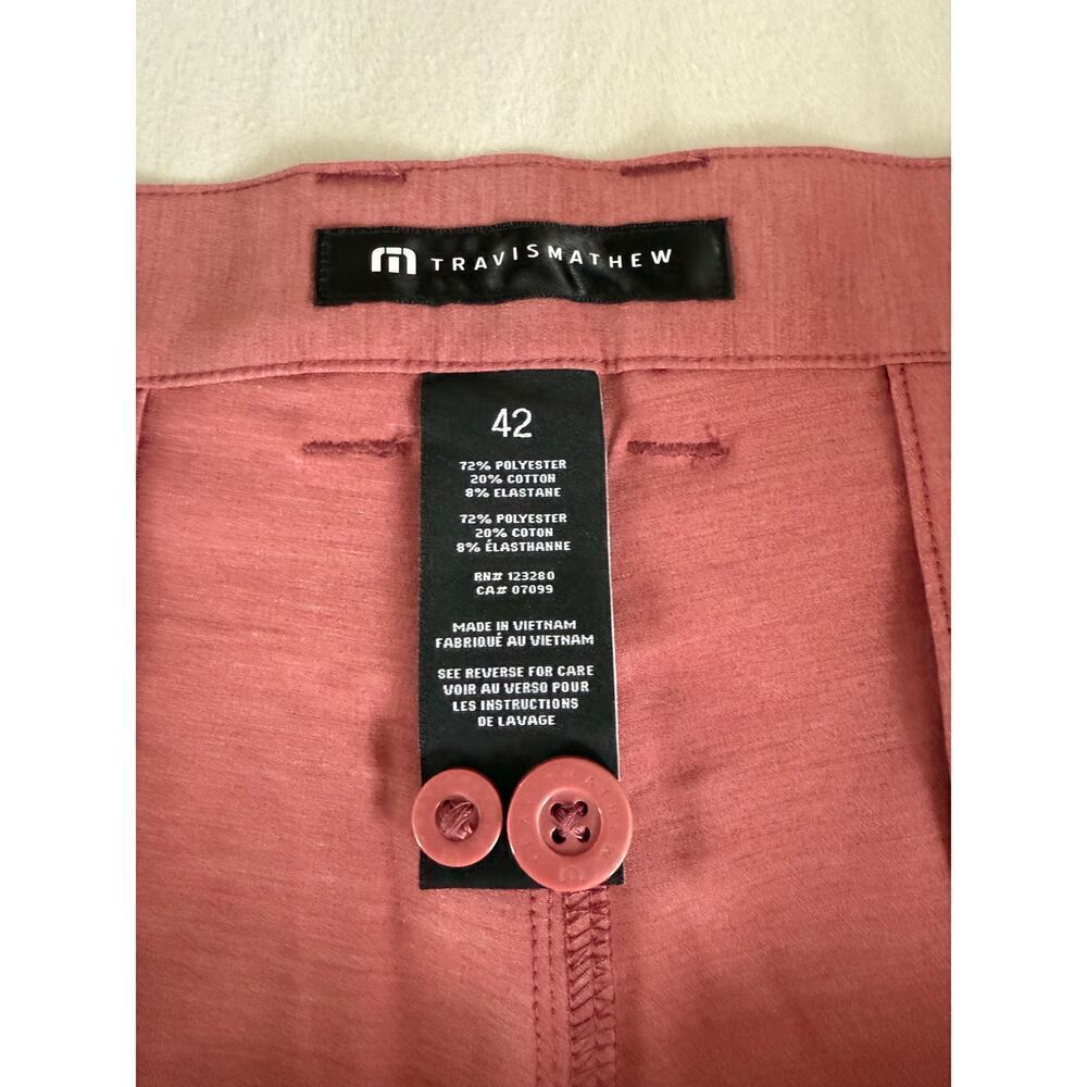 Travis Mathew Men's Heather Roan Rouge 8" Tech Chino Short Size 42 - Picture 7 of 10
